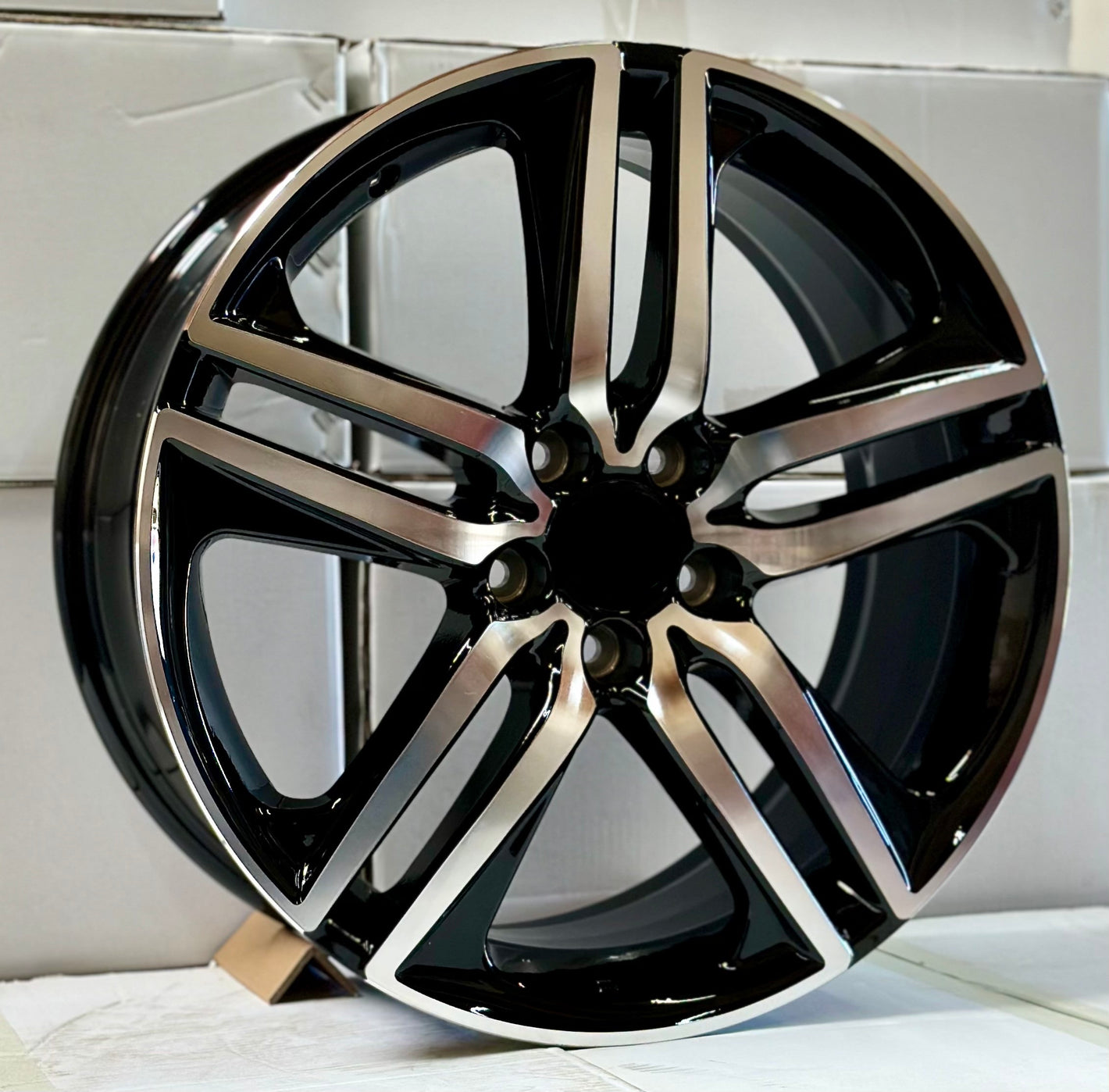 18-inch black machined OE Style Wheels for Honda Accord, Civic, and Acura TSX, showcasing sleek automotive rims and wheel design.