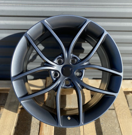18-inch gunmetal flow forming wheels by OE Style Wheels fitted on Tesla Model 3 AWD RWD Long Range Performance.
