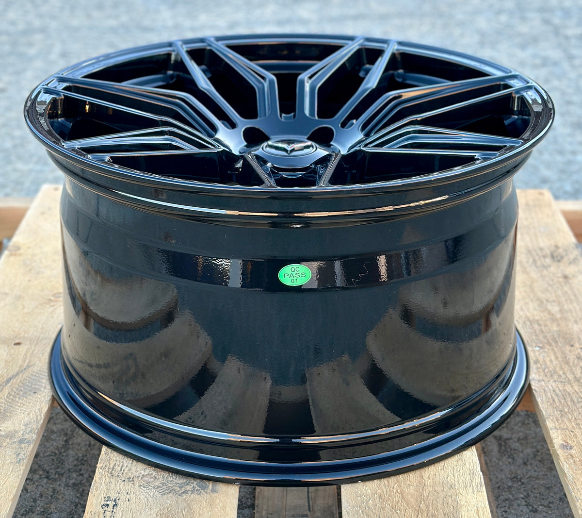 Gloss black 19" & 20" monoblock forged lightweight wheels by OE Style for Chevy Corvette C8 Stingray Z06 2020+.