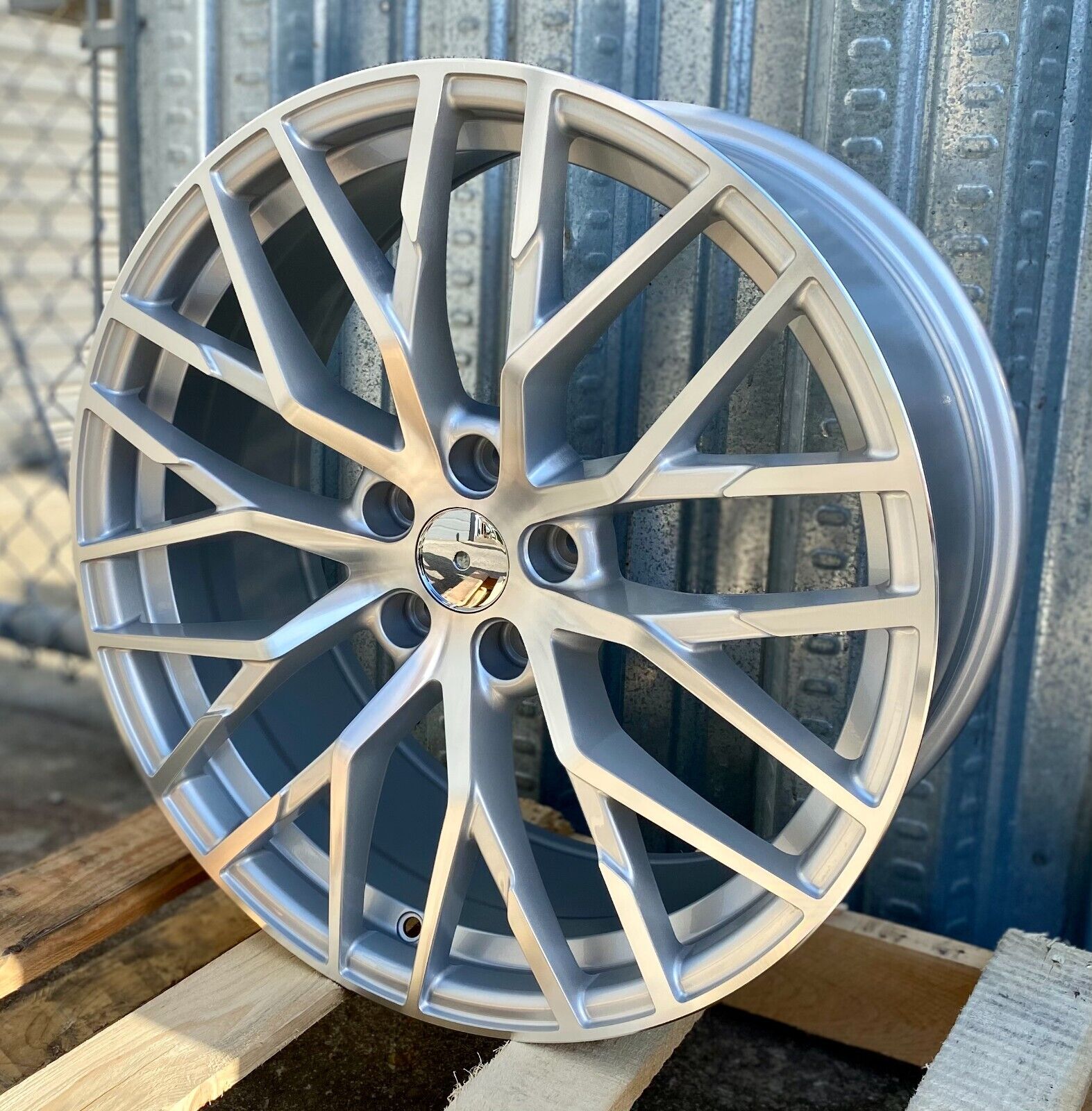 19-inch OE Style R8 wheels with a sleek design, fitting Audi A3, S3, A4, S4, A5, S5, A6, S6, A7, S7, A8, S8, Q5, SQ5, RS5, RS