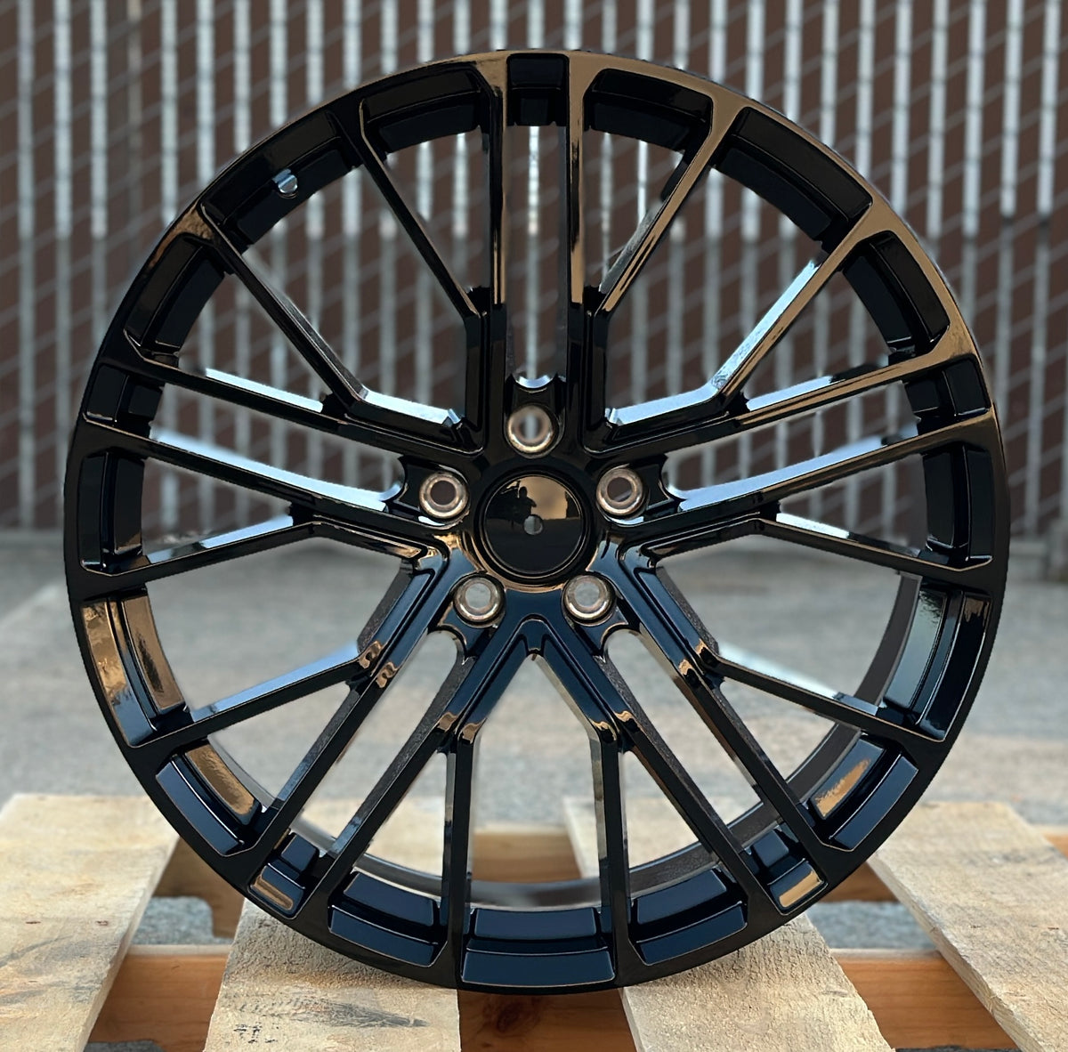 19-inch OE Style Wheels with RS design for Audi A3, S3, A4, S4, A5, S5, A6, S6, A7, S7, A8, S8, Q3, Q5, Q7, and TT.
