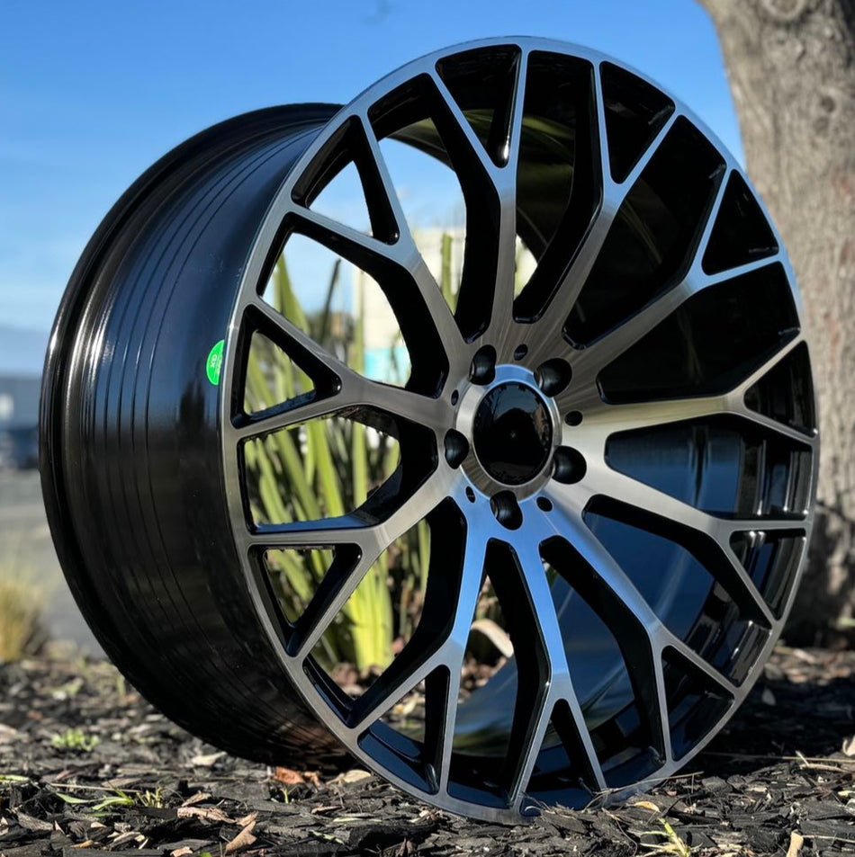 20-inch black machined face wheels for Mercedes-Benz, OE Style Wheels, showing sleek alloy rims fitting various C, E, S, CLS, and SLK models.
