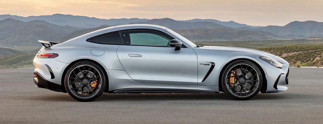 20-inch OE Style Wheels GT matte black flow forged alloy rims for Mercedes C and E-Class models, with multi-spoke design.