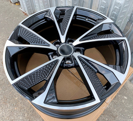 20-inch OE Style RS7 wheels fitted on an Audi, showcasing sleek alloy rims designed for Audi A3, S3, A4, S4, A5, S5 models.