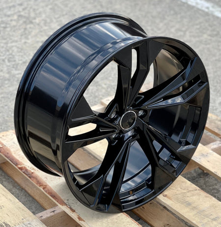 20-inch OE Style gloss black wheels for Audi A3, S3, A4, S4, A5, S5, A6, S6, A7, S7, A8, S8, Q5, RS models, TT, and Quattro.