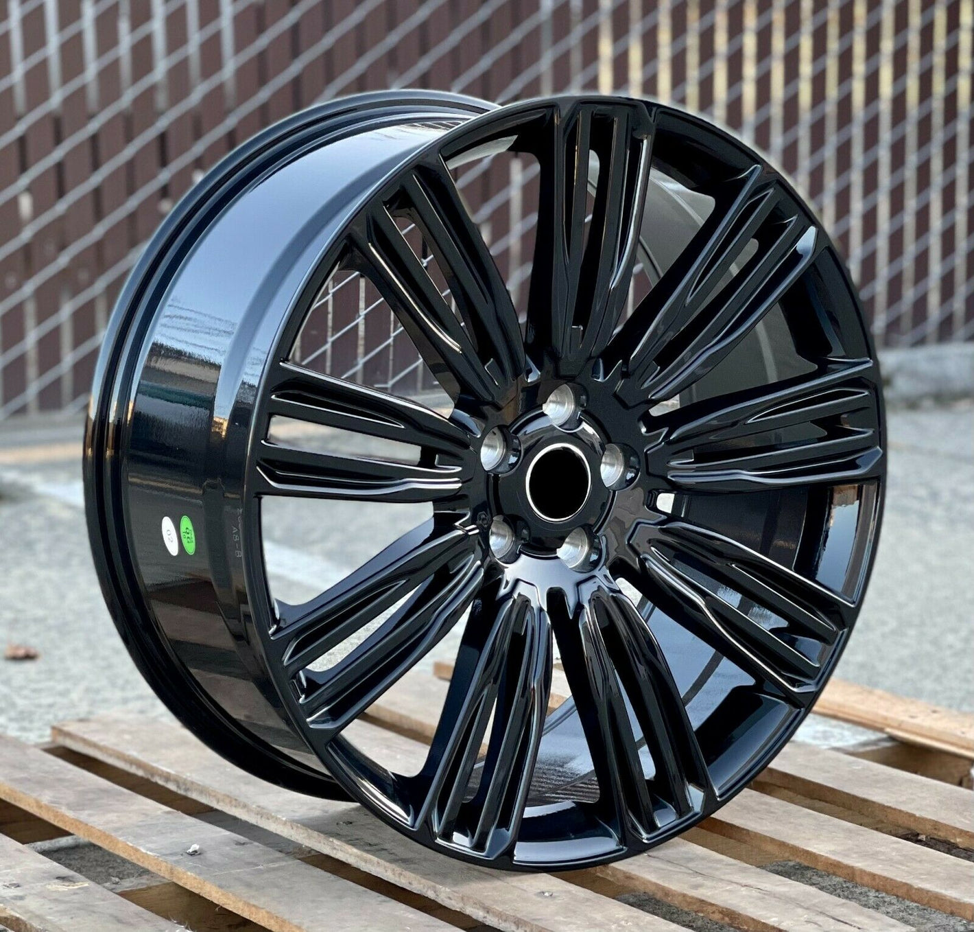 OE Style Wheels 21" gloss black automotive rims with dynamic design for Range Rover Defender, Discovery, LR3, LR4, HSE, SVR, Supercharged