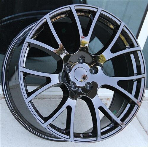 22-inch gloss black mesh style wheels by OE Style Wheels on Dodge Durango, Jeep Grand Cherokee, and Trackhawk SUVs.