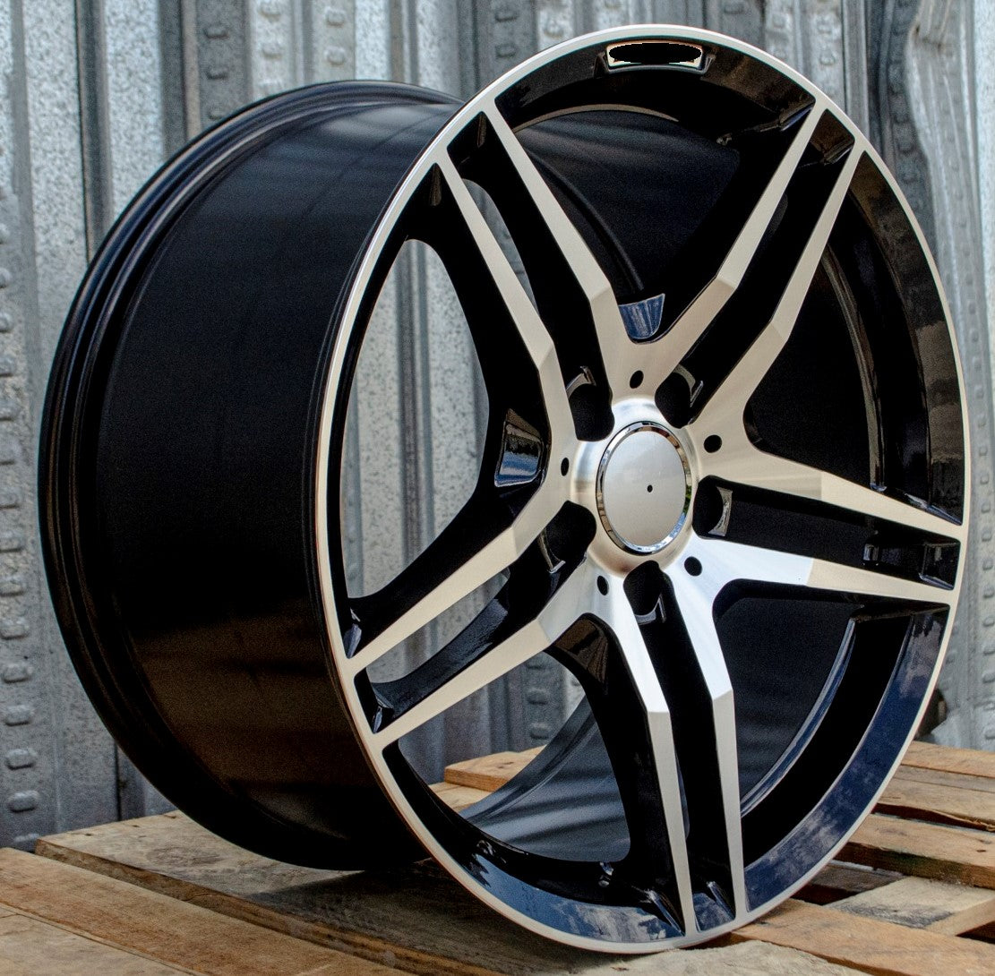 18-inch black machined face wheels by OE Style Wheels for Mercedes-Benz CLA, E-Class, S-Class, and AMG models.