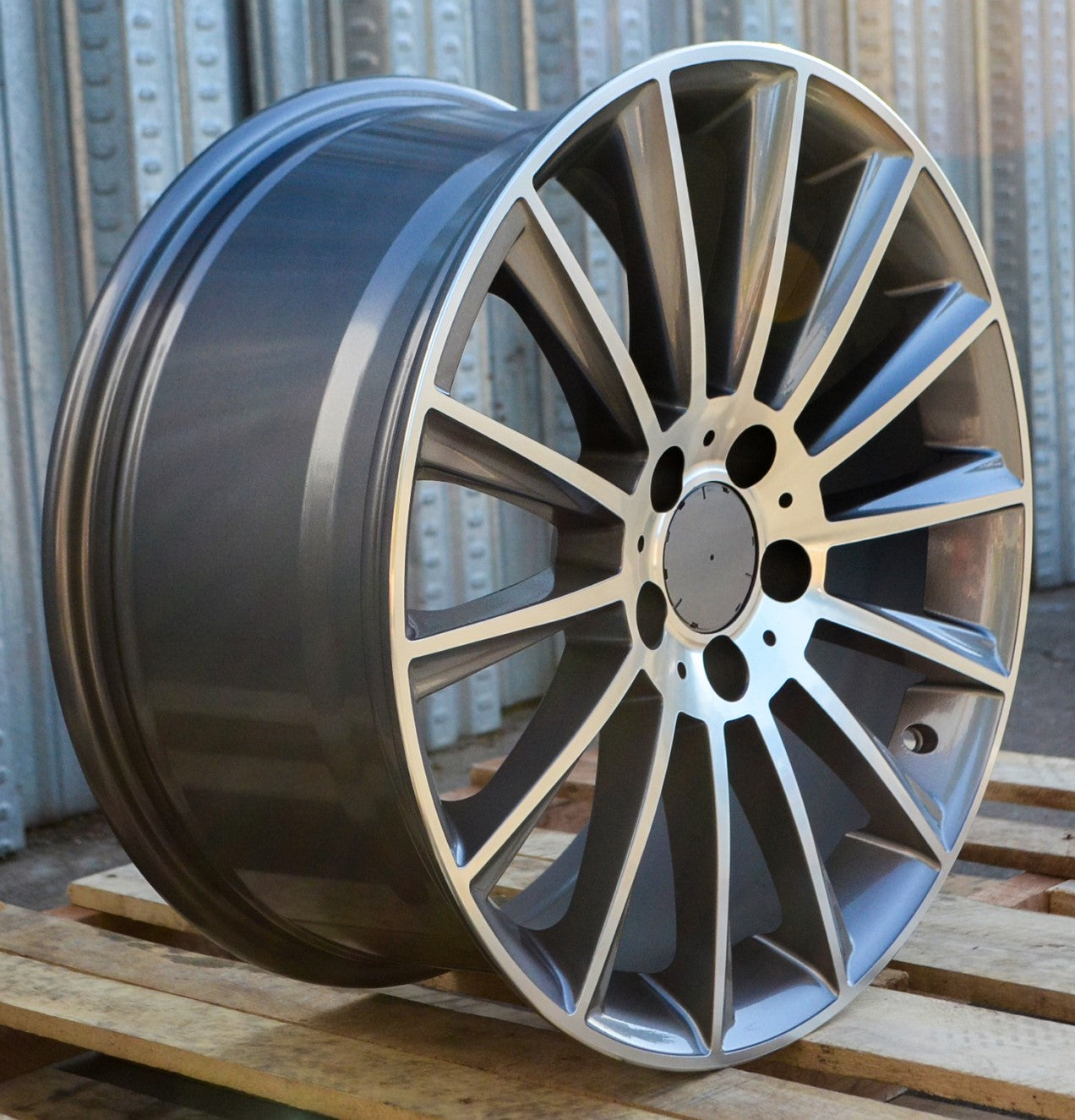 19-inch gunmetal machined face wheels by OE Style Wheels, showing sleek automotive rims fitting Mercedes C-Class, E-Class, CLS, and AMG models.