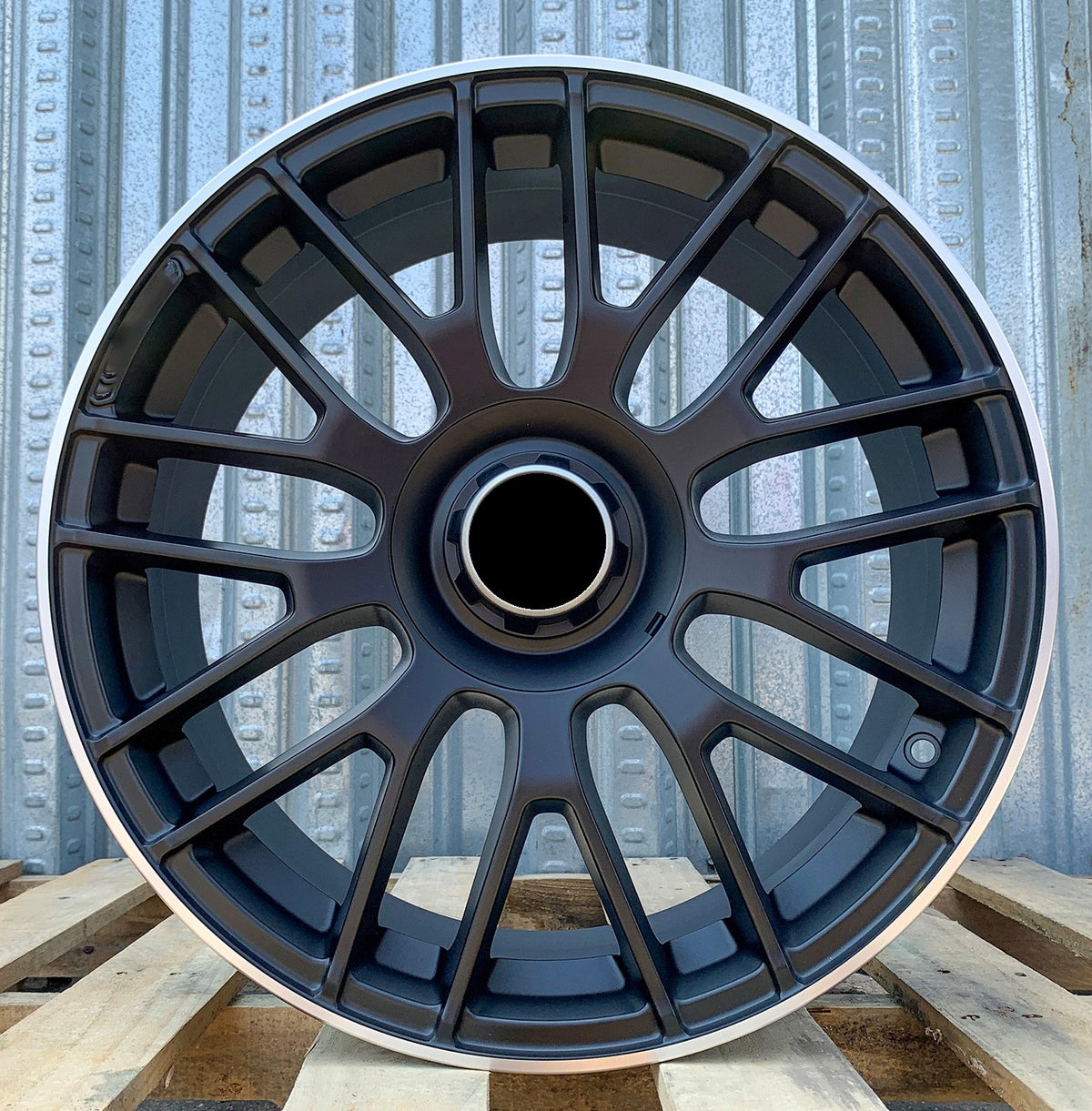 Matte black OE Style 19-inch wheels for Mercedes-Benz C-Class, E-Class, CLS, and AMG coupe models, showcasing their sleek design.