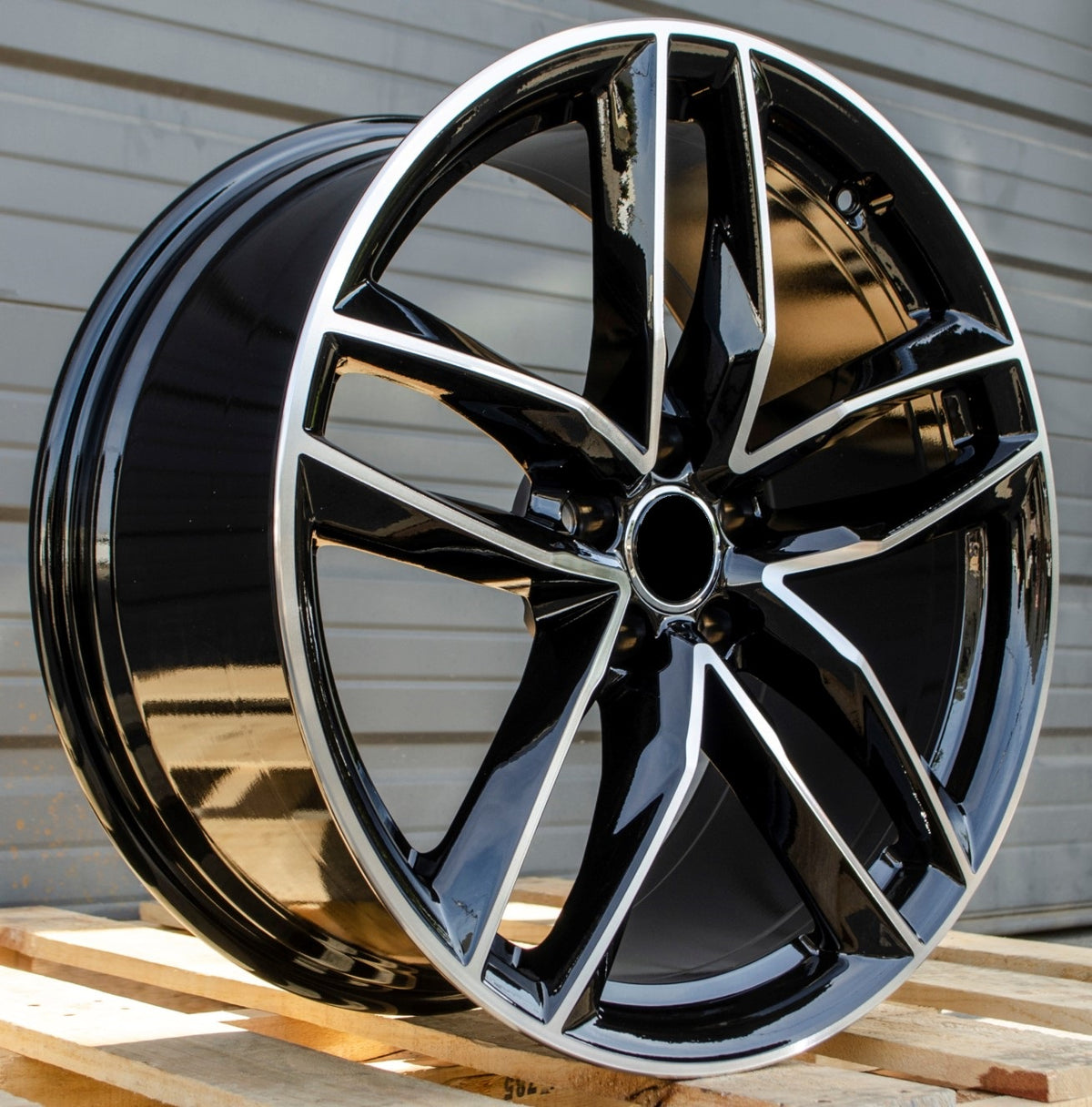 19-inch OE Style RS6 wheels with a sleek design, fitting Audi A3, S3, A4, S4, A5, S5, A6, S6, A7, S7, A8, S8, Q5, SQ5, RS3, RS