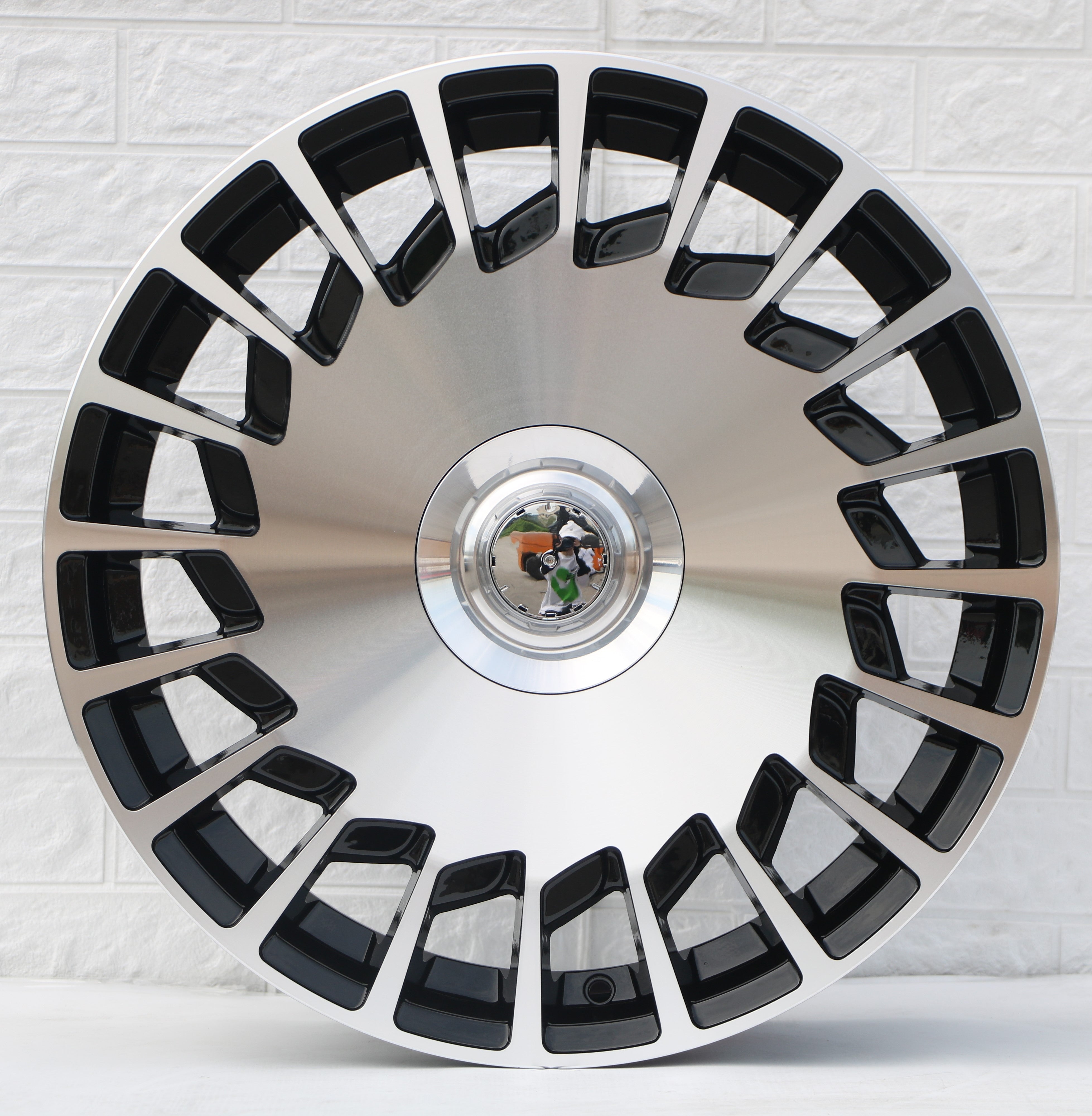 20-inch Maybach style black machined wheels for Mercedes-Benz models, including C250, E350, S550, and AMG vehicles.