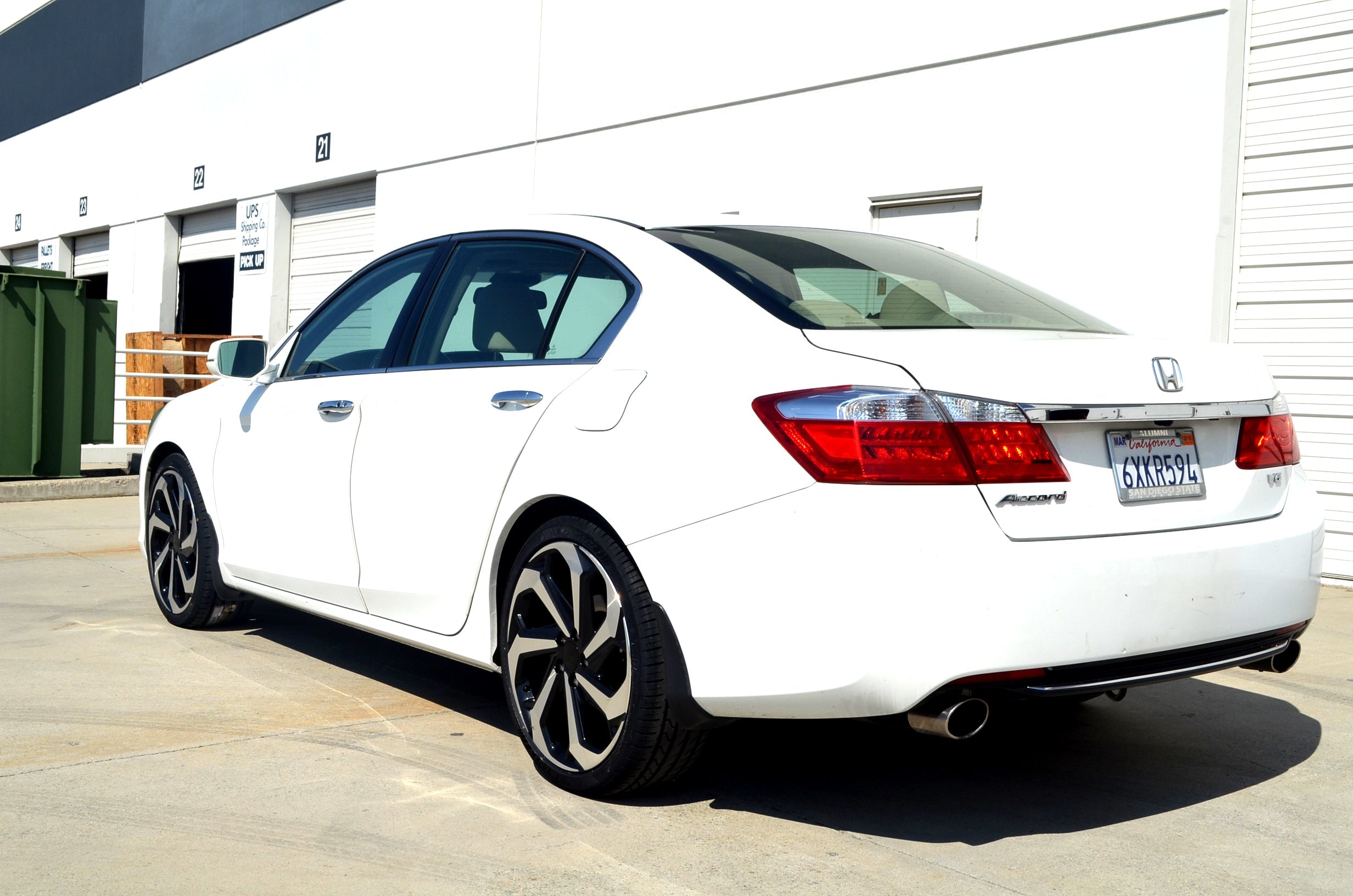 22-inch black machined OE Style Wheels for Honda Accord, Civic, Acura TSX, and more, showing polished and black alloy rim design.