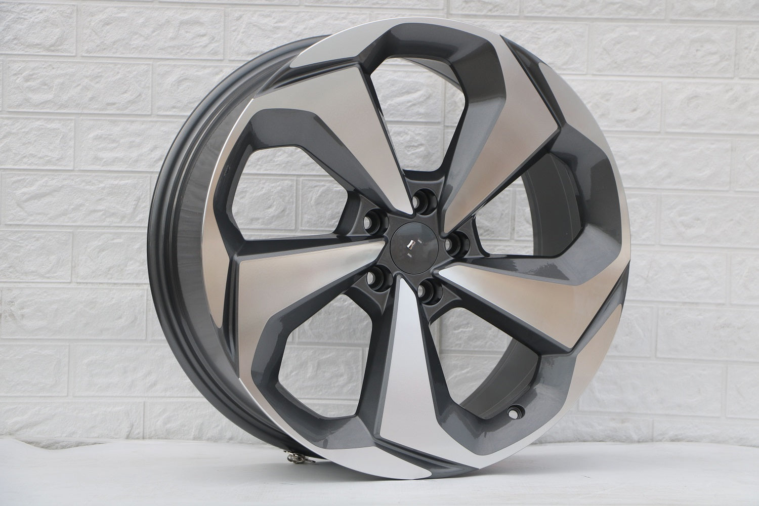 22-inch gunmetal machined OE Style Wheels for Honda Accord, Civic, Acura TSX, featuring sleek automotive rims and stylish design.