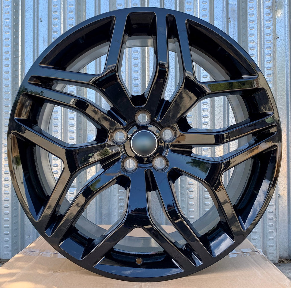 22-inch gloss black OE Style Wheels for Range Rover Evoque S SE and Velar S SE, sporty automotive rims and wheels.