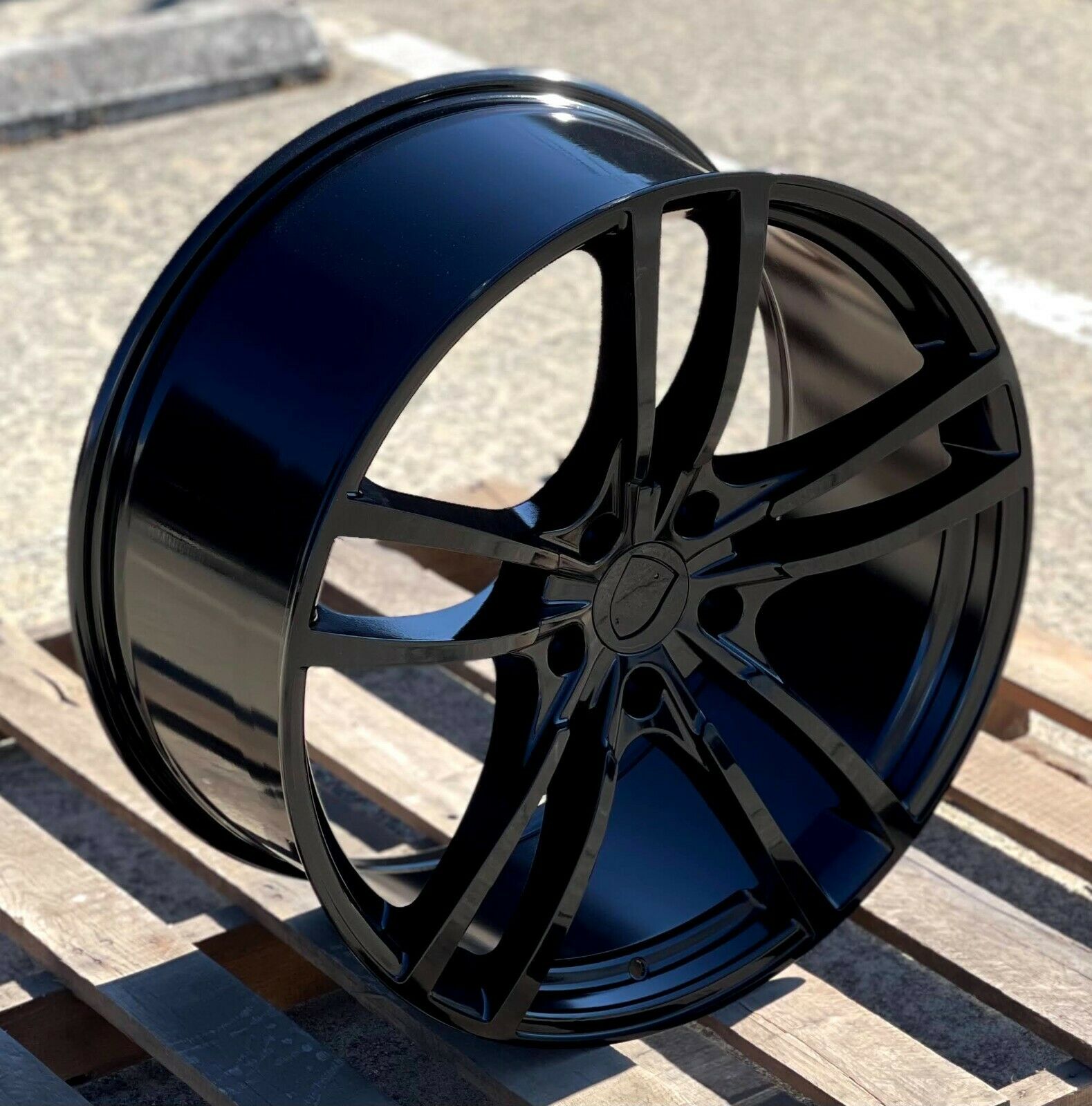 22-inch gloss black Turbo Style wheels by OE Style Wheels, designed for Porsche Cayenne GTS Diesel Hybrid Turbo.